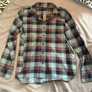 Women’s Patagonia New Belgium Buttondown